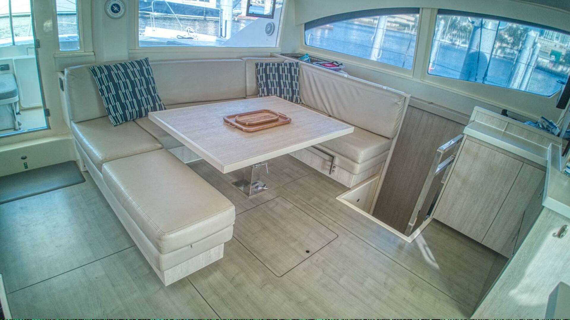 2015 Leopard — - Image 22
