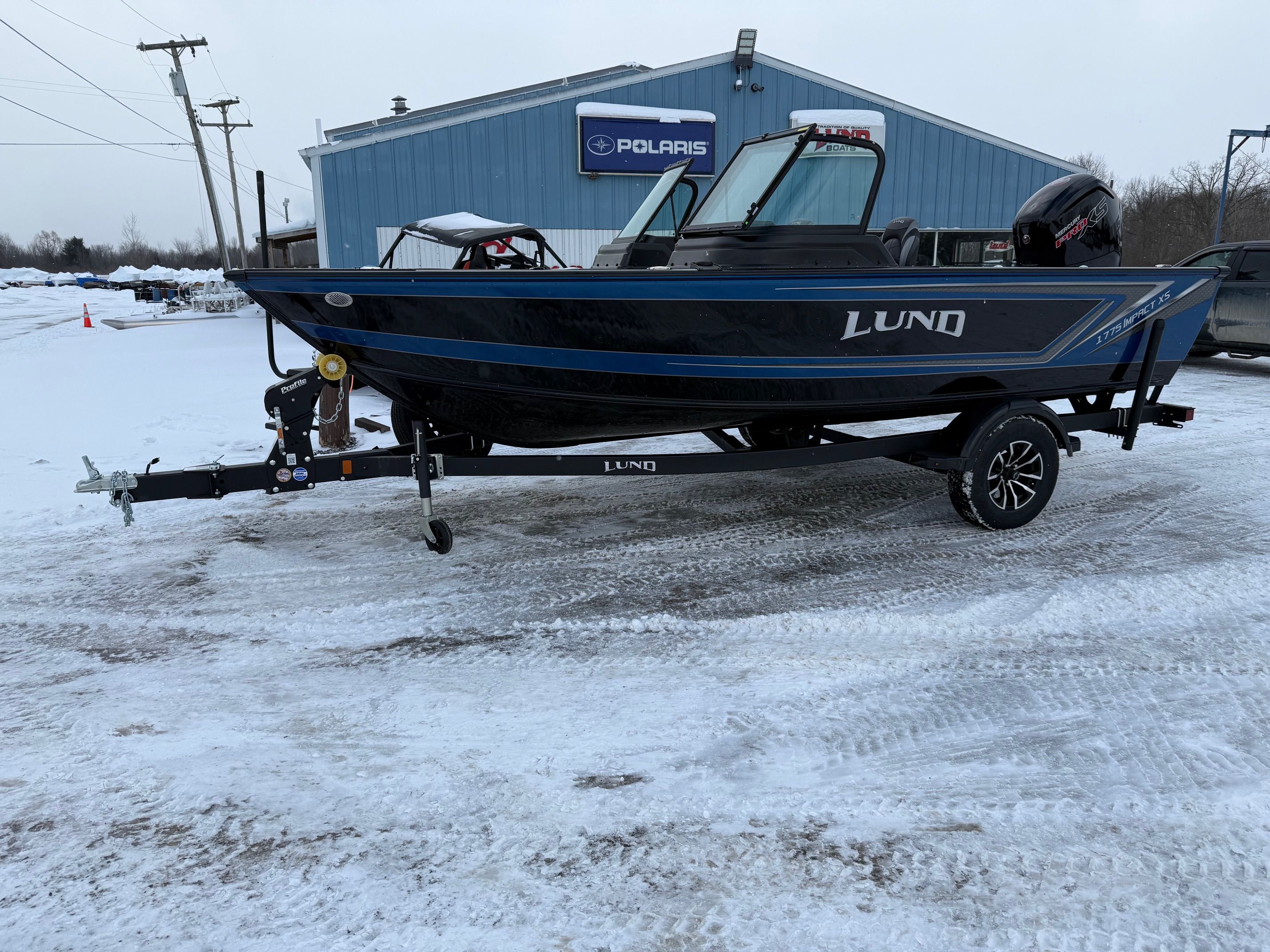 2026 Lund 1775 Impact XS Sport