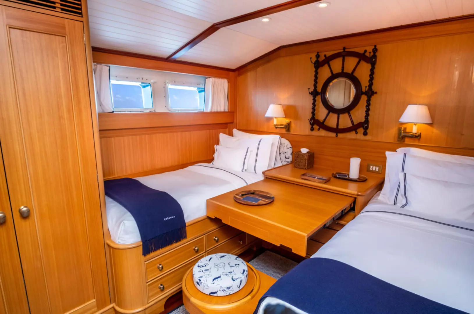 1999 Palmer Johnson Motor Yacht - Image 29