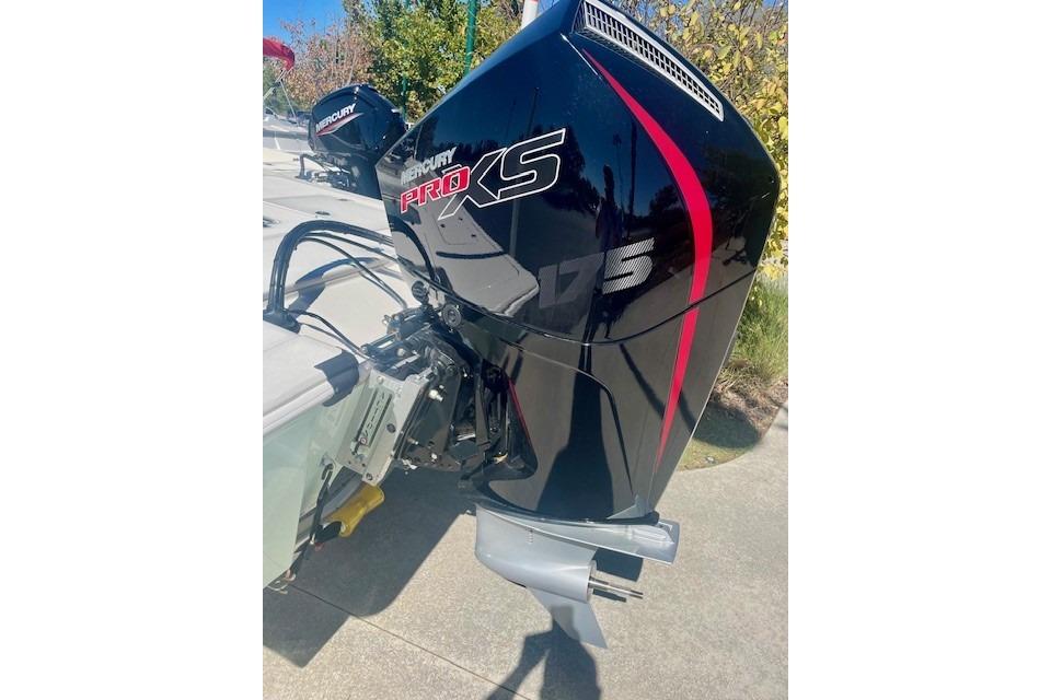 2026 Mako 18 Pro Skiff with Mercury Pro XS 175 outboard motor.