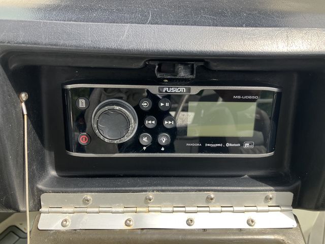 2008 Sea Ray 270 SLX - 29