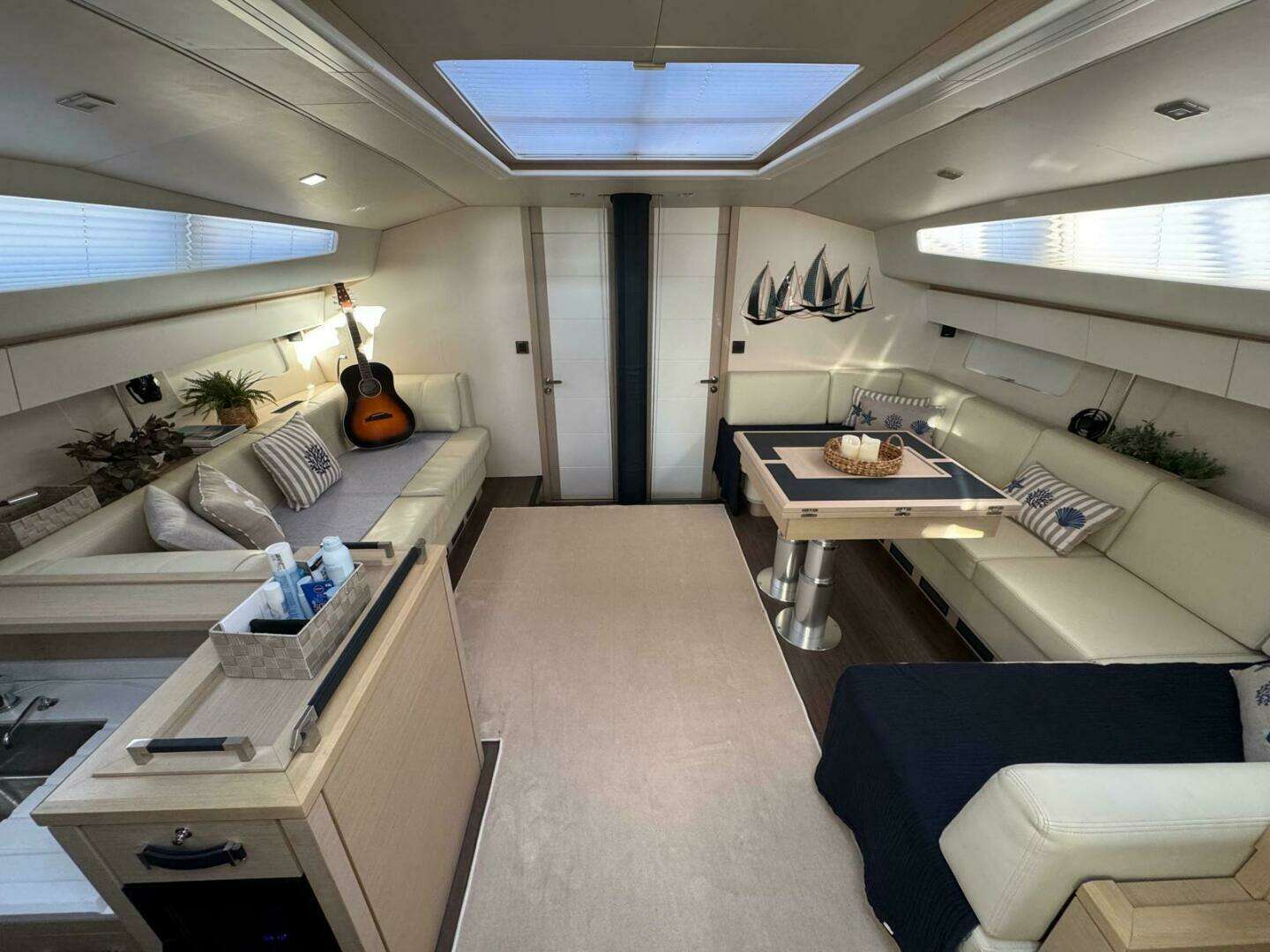 2023 Jeanneau 65 - Image 11