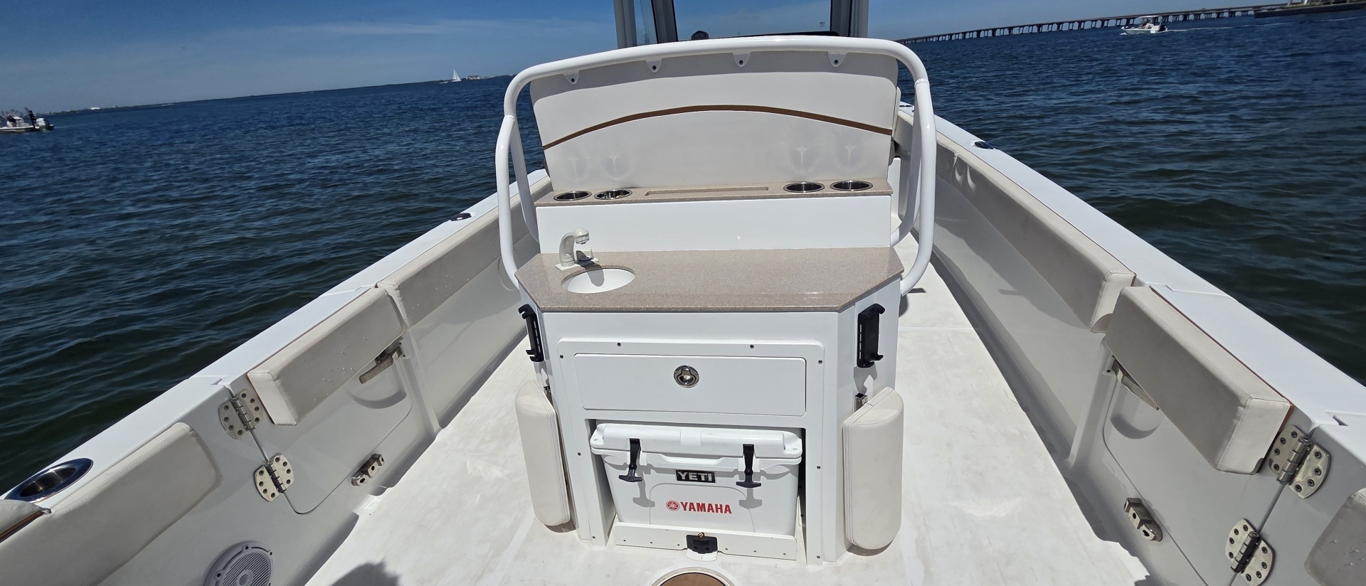 2021 Sea Hunt Escape 27 Center Console - Image 18