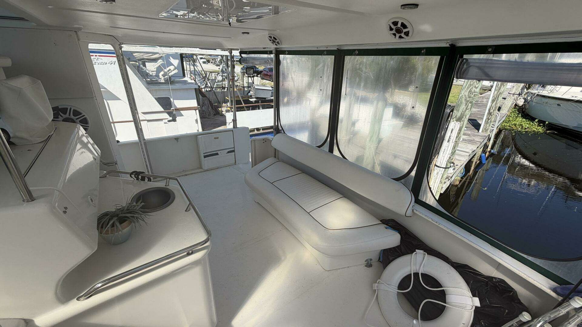 2000 Sea Ray 380 Aft Cabin - 19