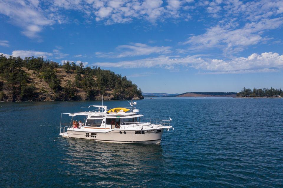 2027 Ranger Tugs R-43 S