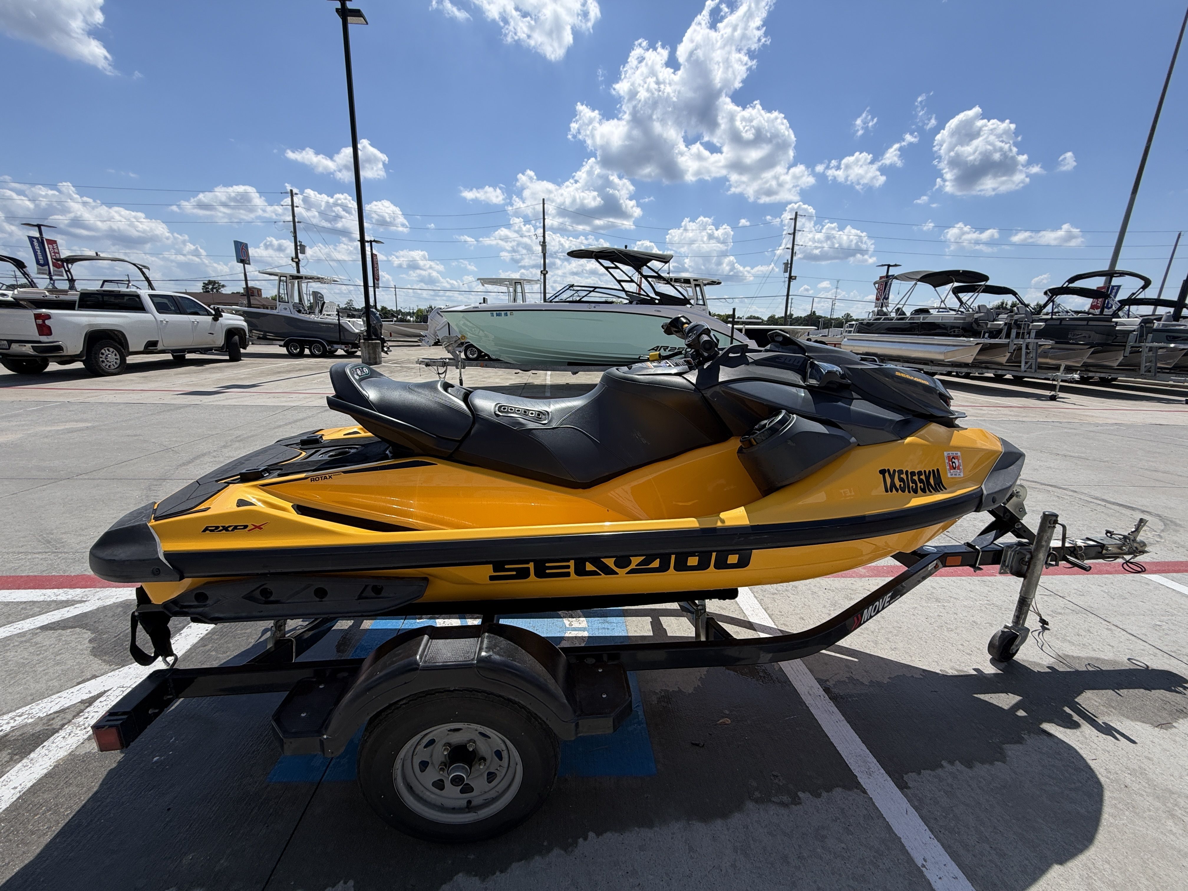 2021 Sea-Doo RXP-X 300 - 9