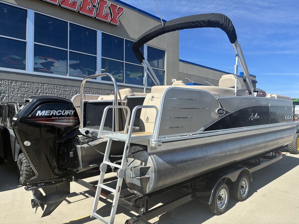 2014 Avalon 2485QL Wind Jammer - 6