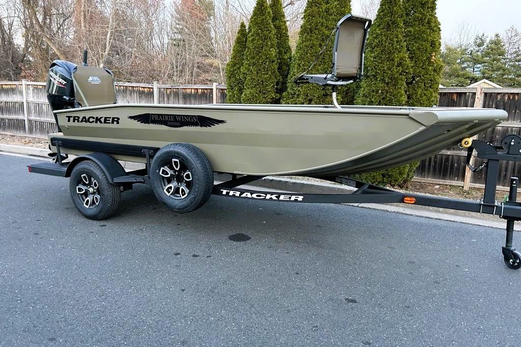 2026 Tracker Grizzly 1650 T Prairie Wings Edition