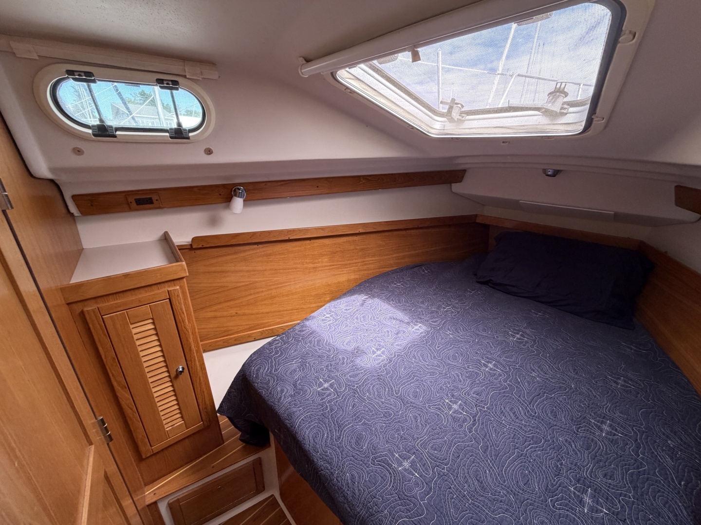 2004 Catalina Catalina 350 - Image 54