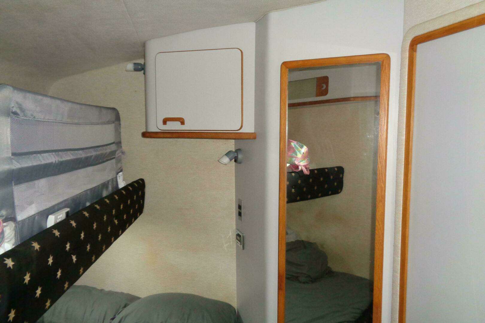 1991 Sea Ray 480 Sundancer - Image 66