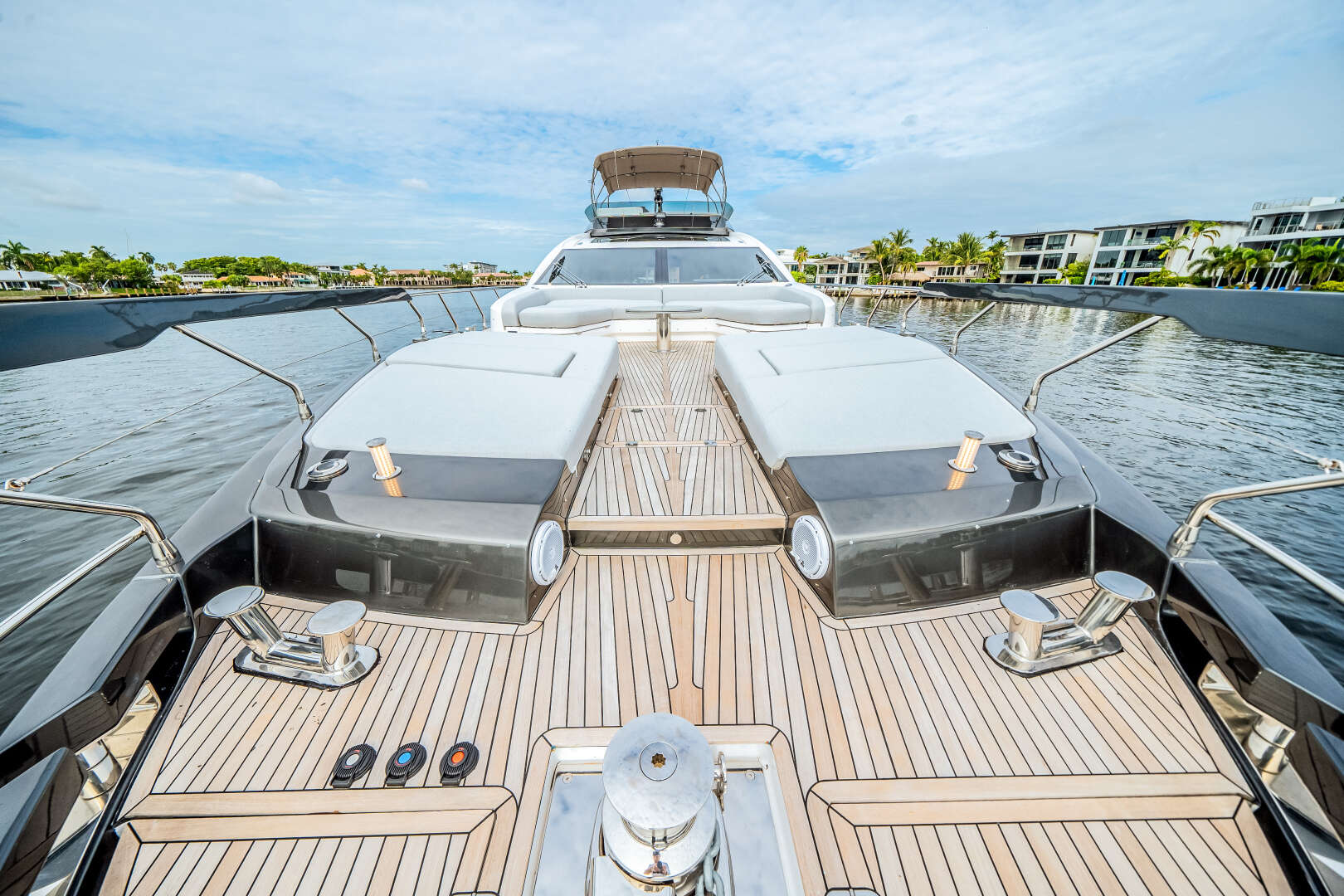 2026 Azimut S8 - Image 80