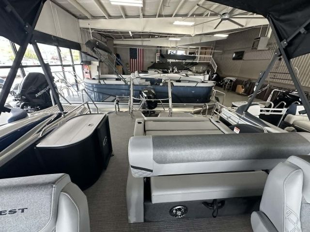 2026 Crest Conquest 23 FT - 13