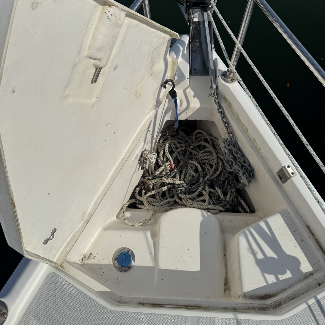 2002 Hunter 326 - Image 22