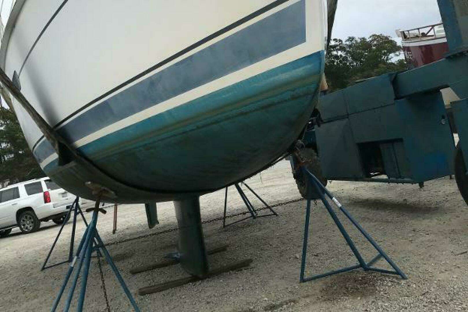 2002 Hunter 356 - Image 41
