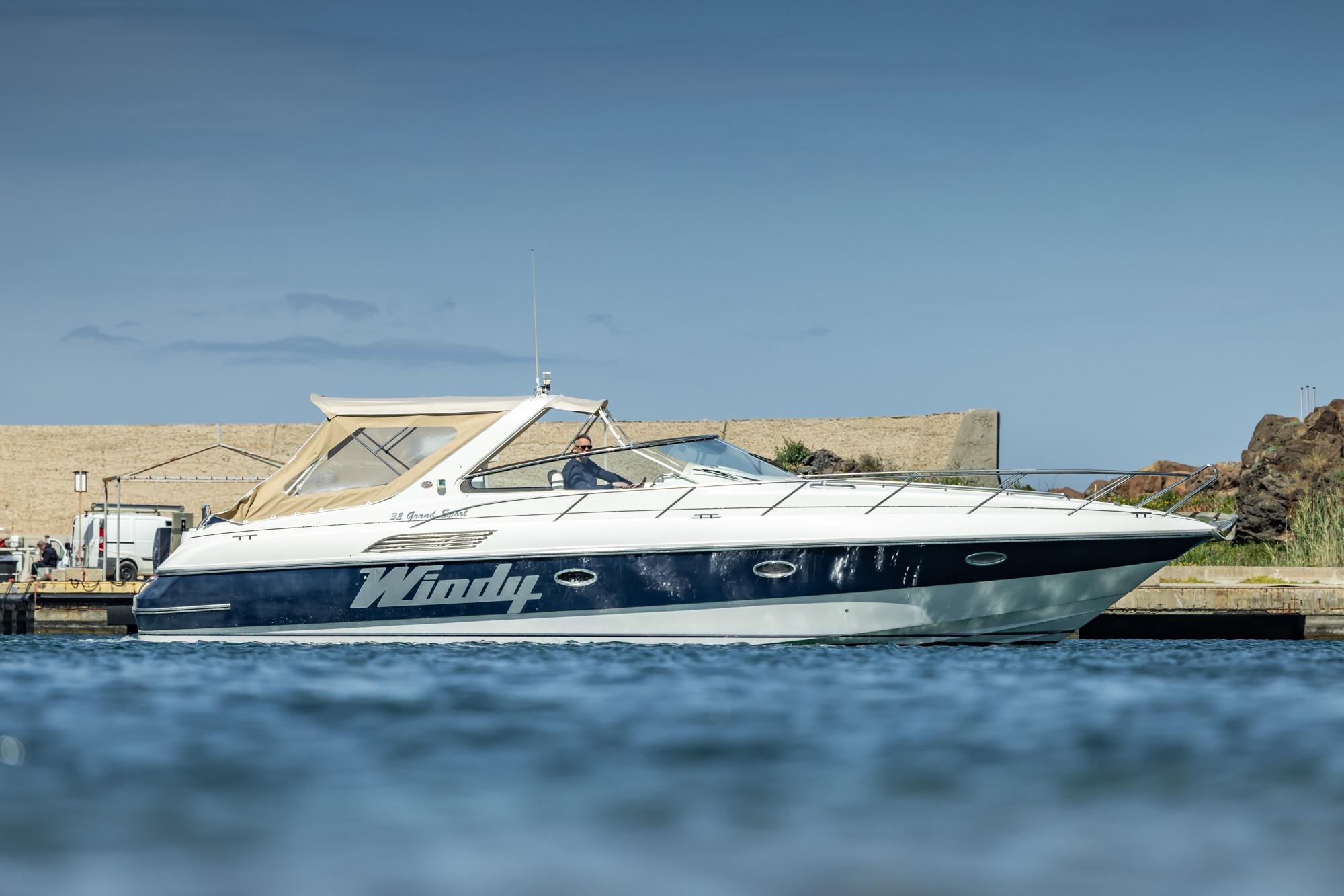 1997 Windy 38 Grand Sport