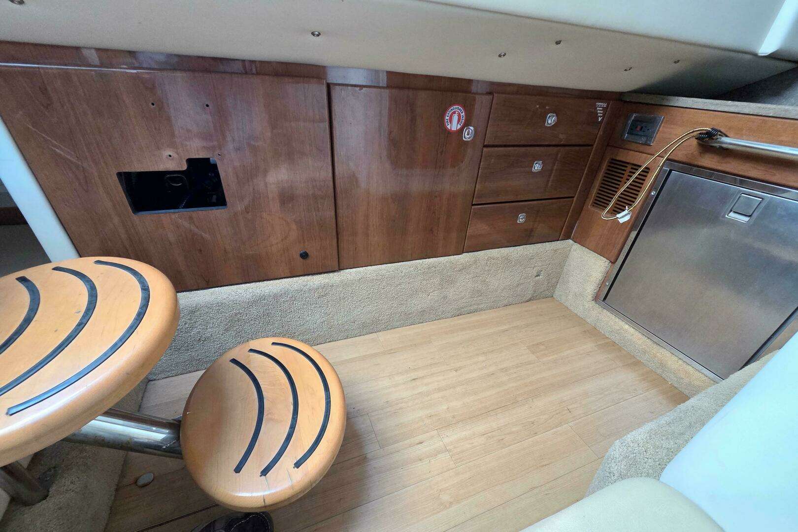 2015 Formula 350 Crossover Bowrider - Image 32
