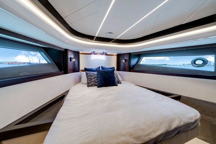2024 Sunseeker Superhawk 55 - Image 33