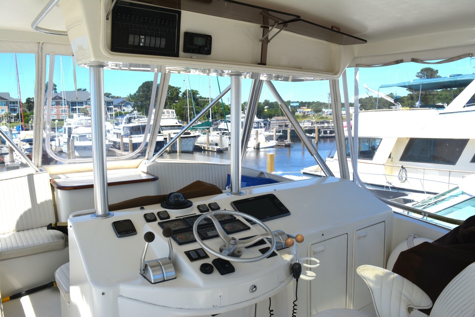 2000 Ocean 56 Super Sport - Image 10