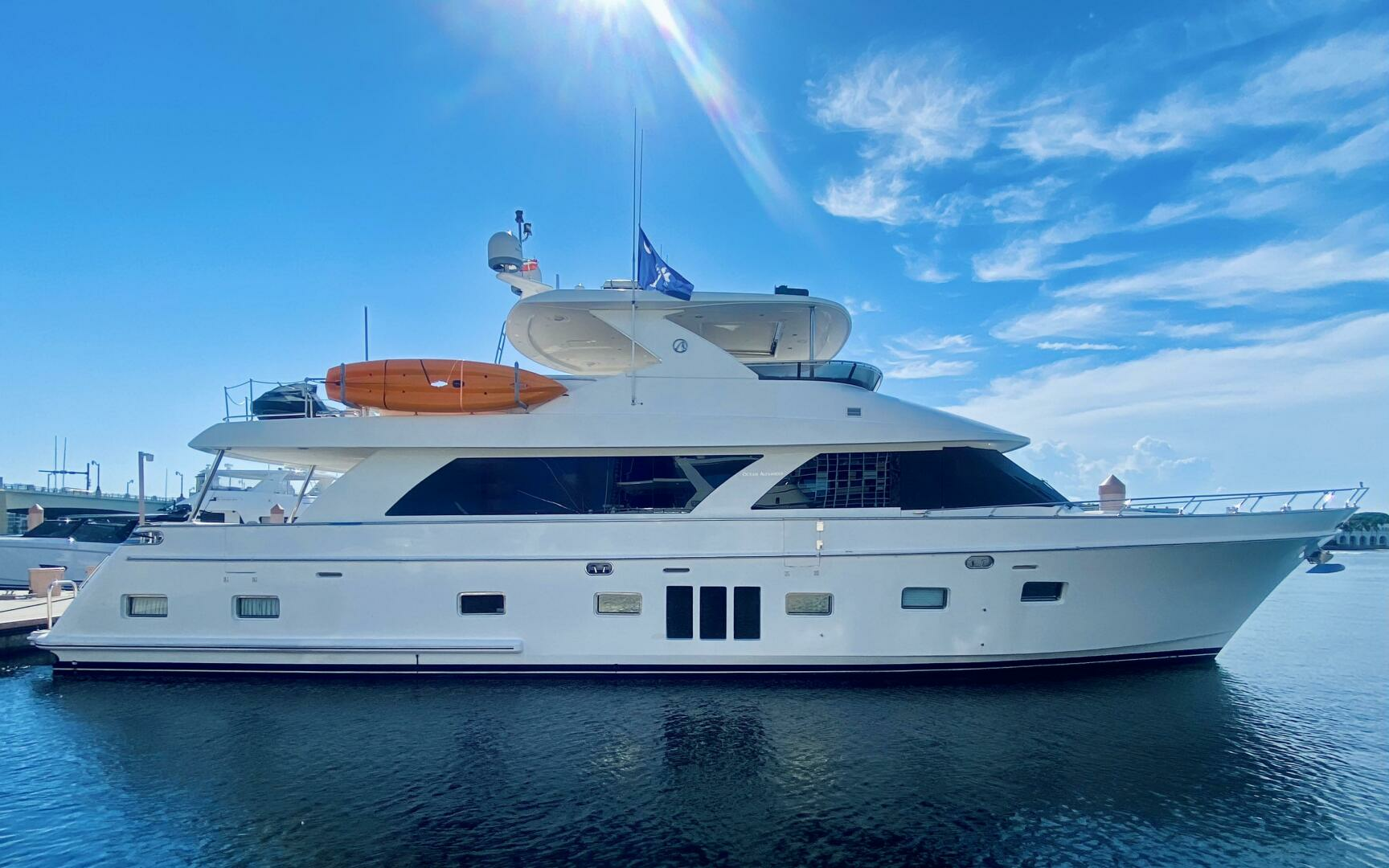 2010 Ocean Alexander 83 - Image 10