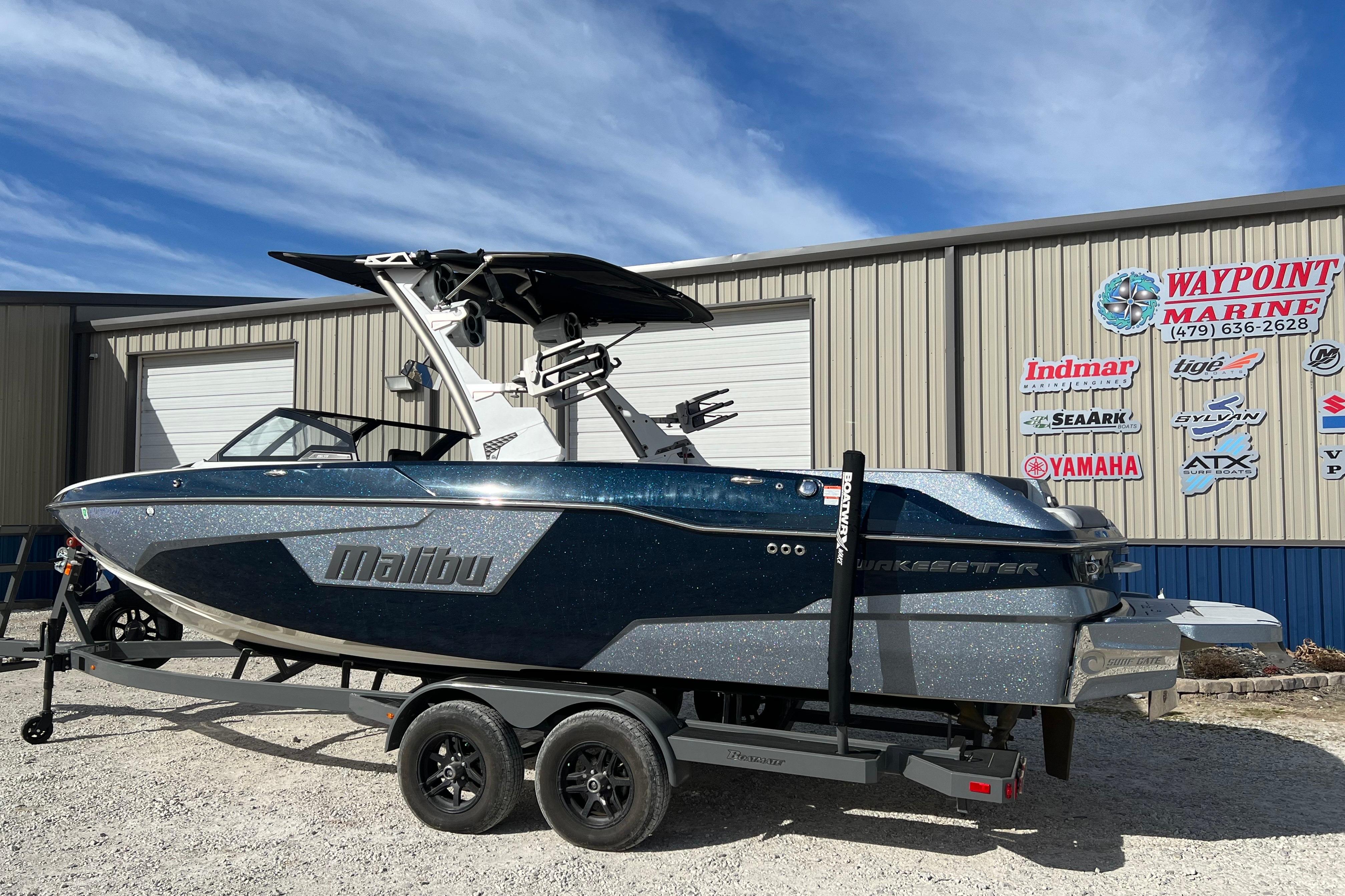 2021 Malibu Wakesetter 25 LSV