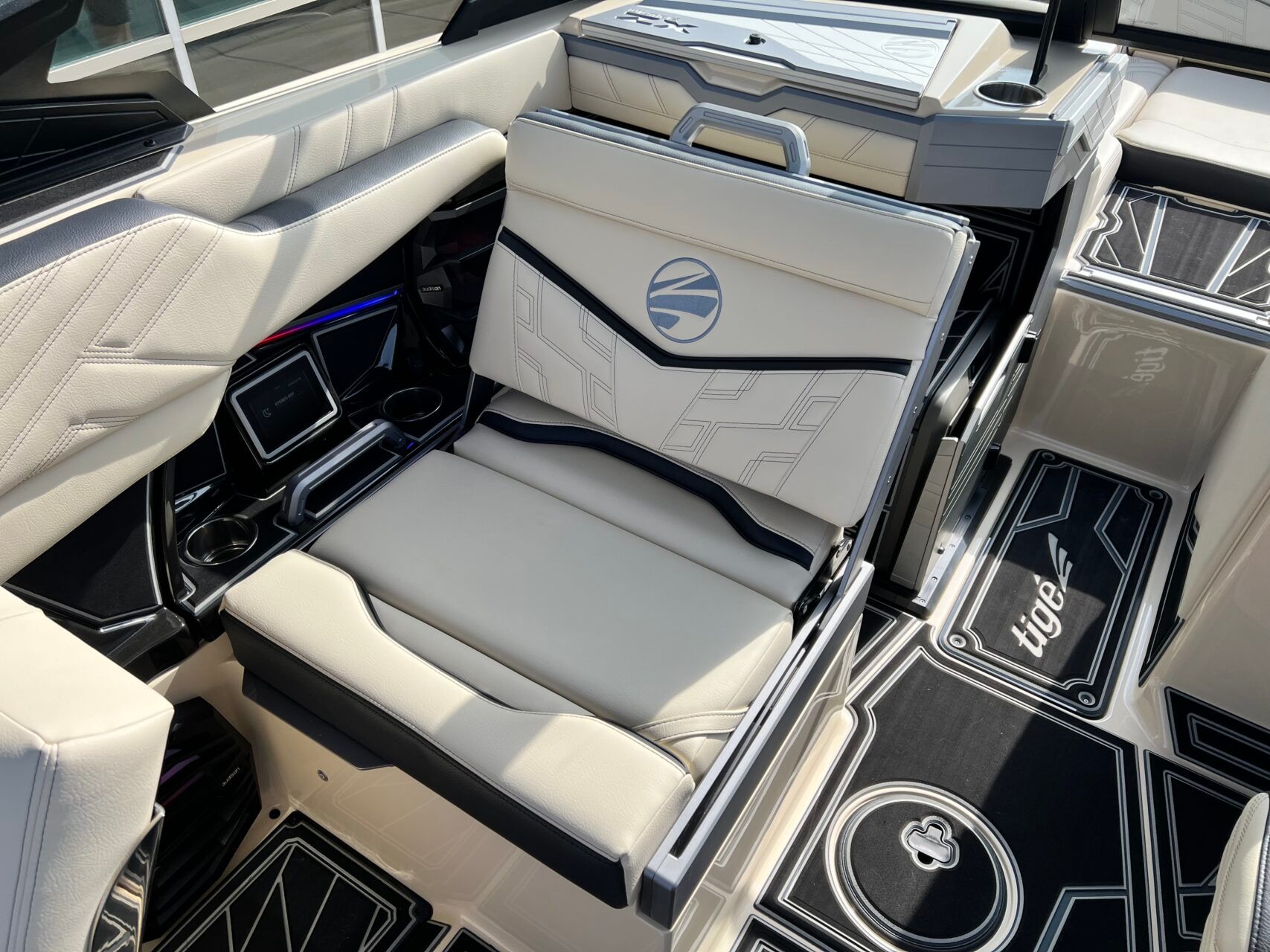2026 Tigé Ultré 25ZX - 21