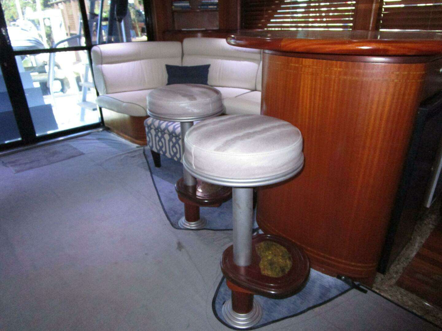 1989 Striker 62 Convertible - Image 9