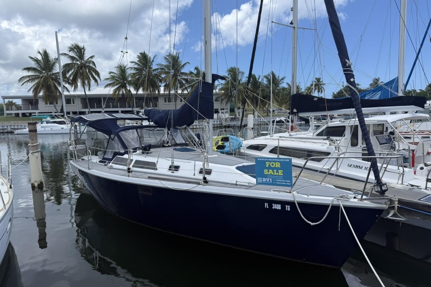 1995 Catalina 320
