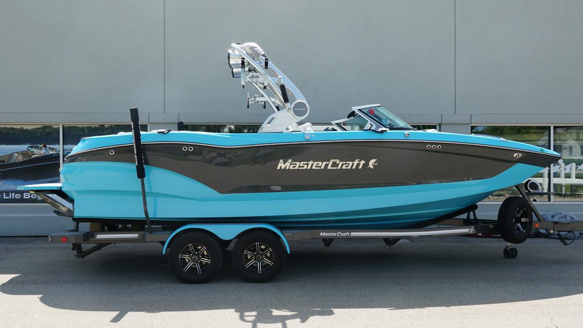 2021 MasterCraft X24