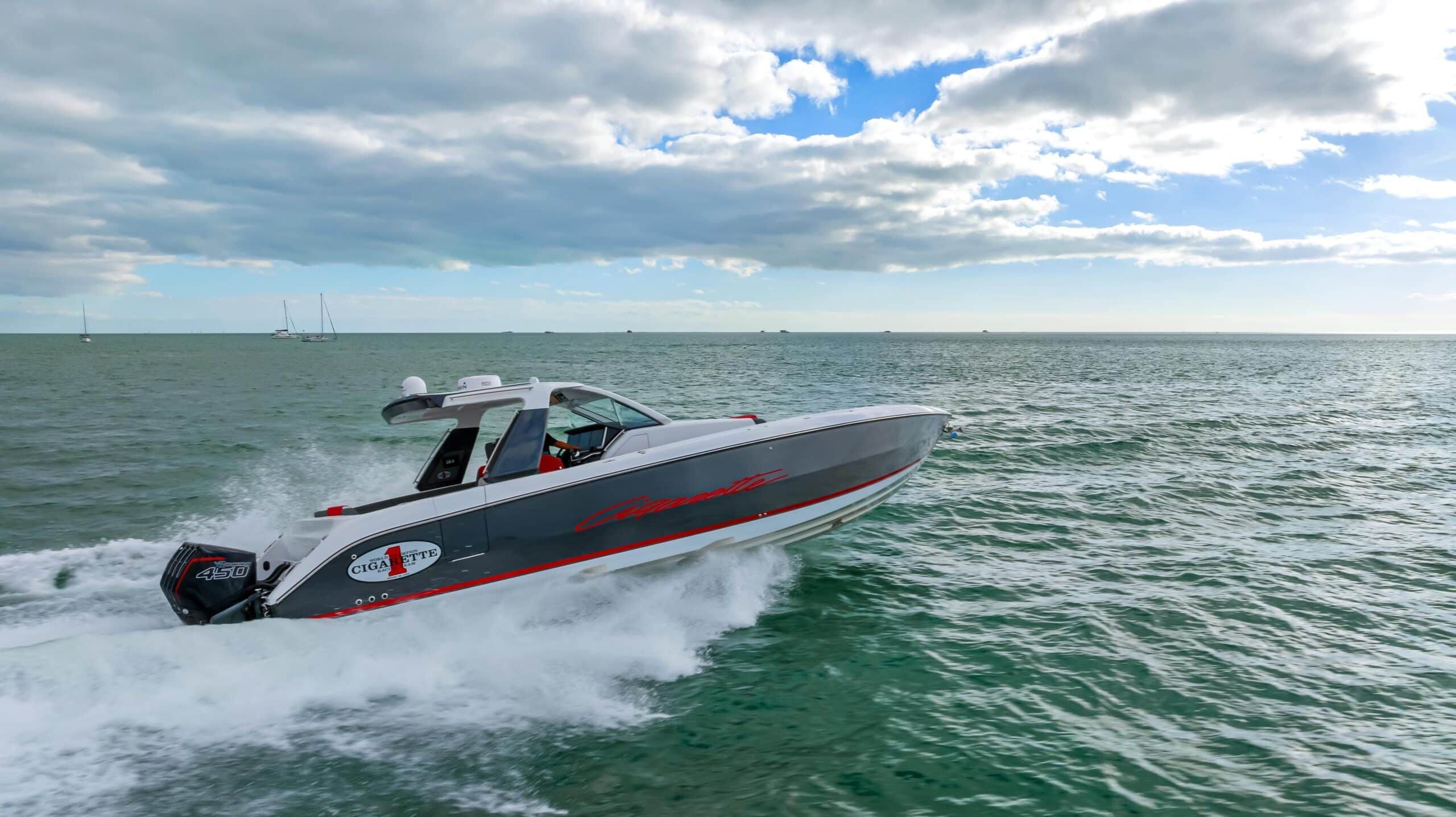 2022 Cigarette 42' Auroris - 14