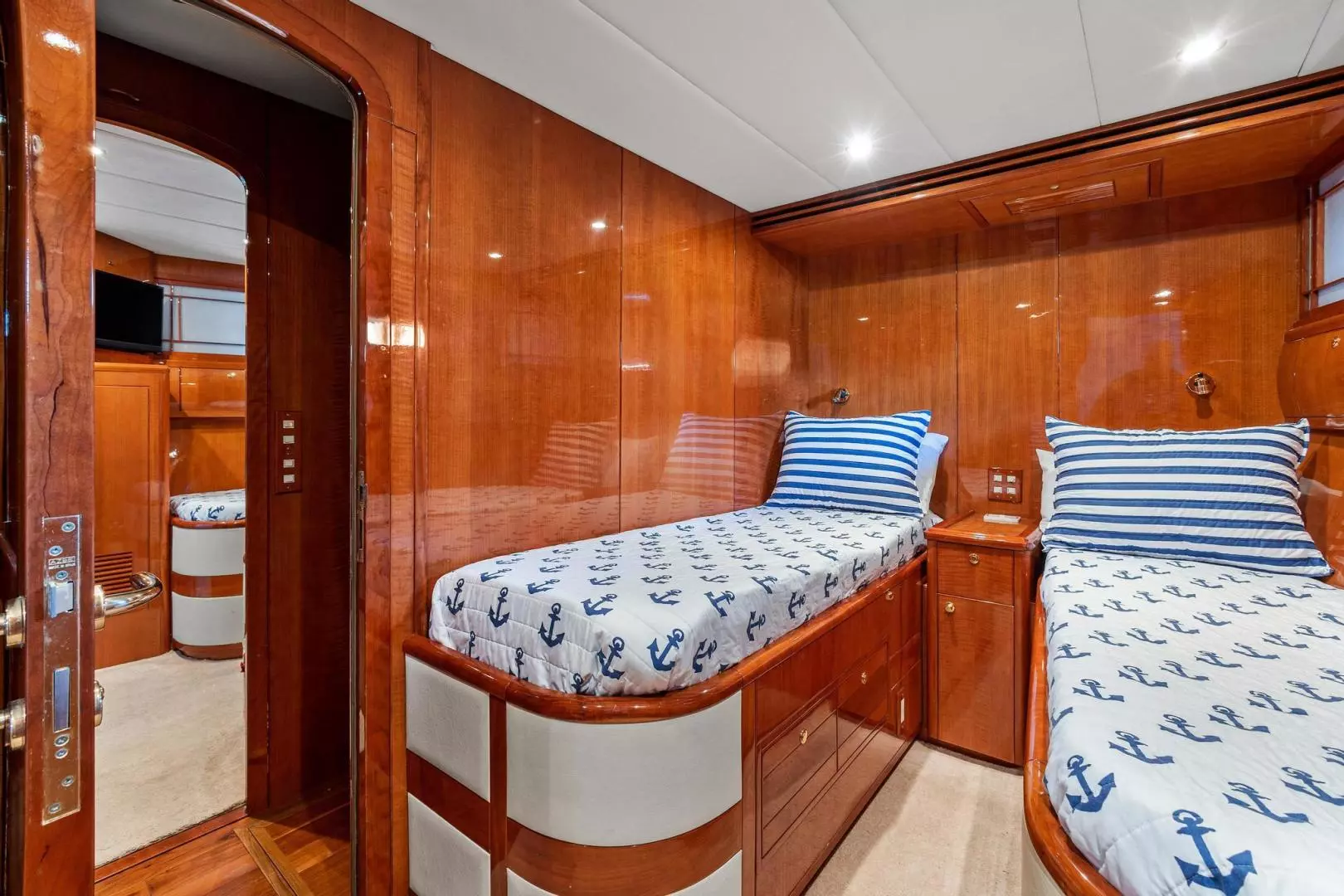 2006 Jefferson Starship Pilothouse - Image 57