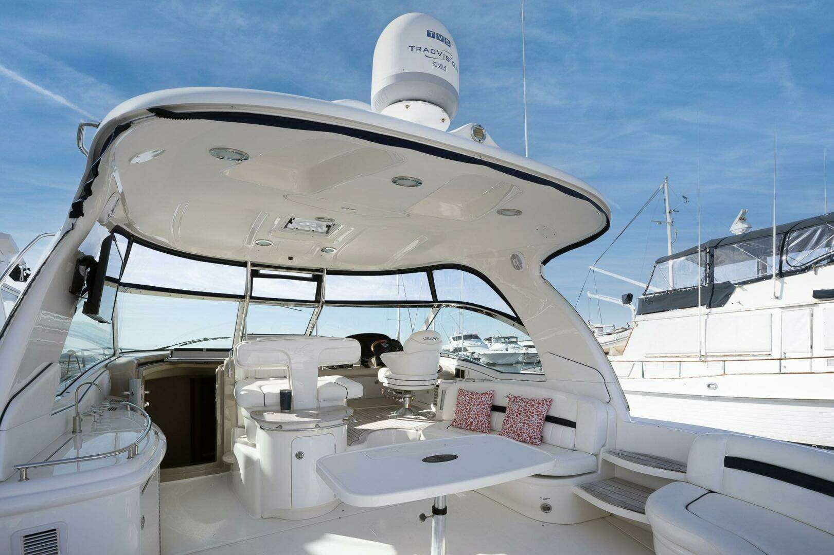 2005 Sea Ray 500 Sundancer - Image 15