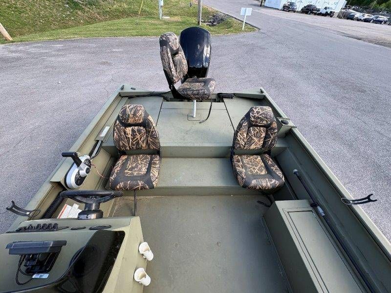 2022 Lund 1870 Predator SS - 38