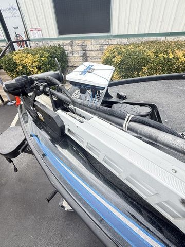 2016 Skeeter FX21 - 8