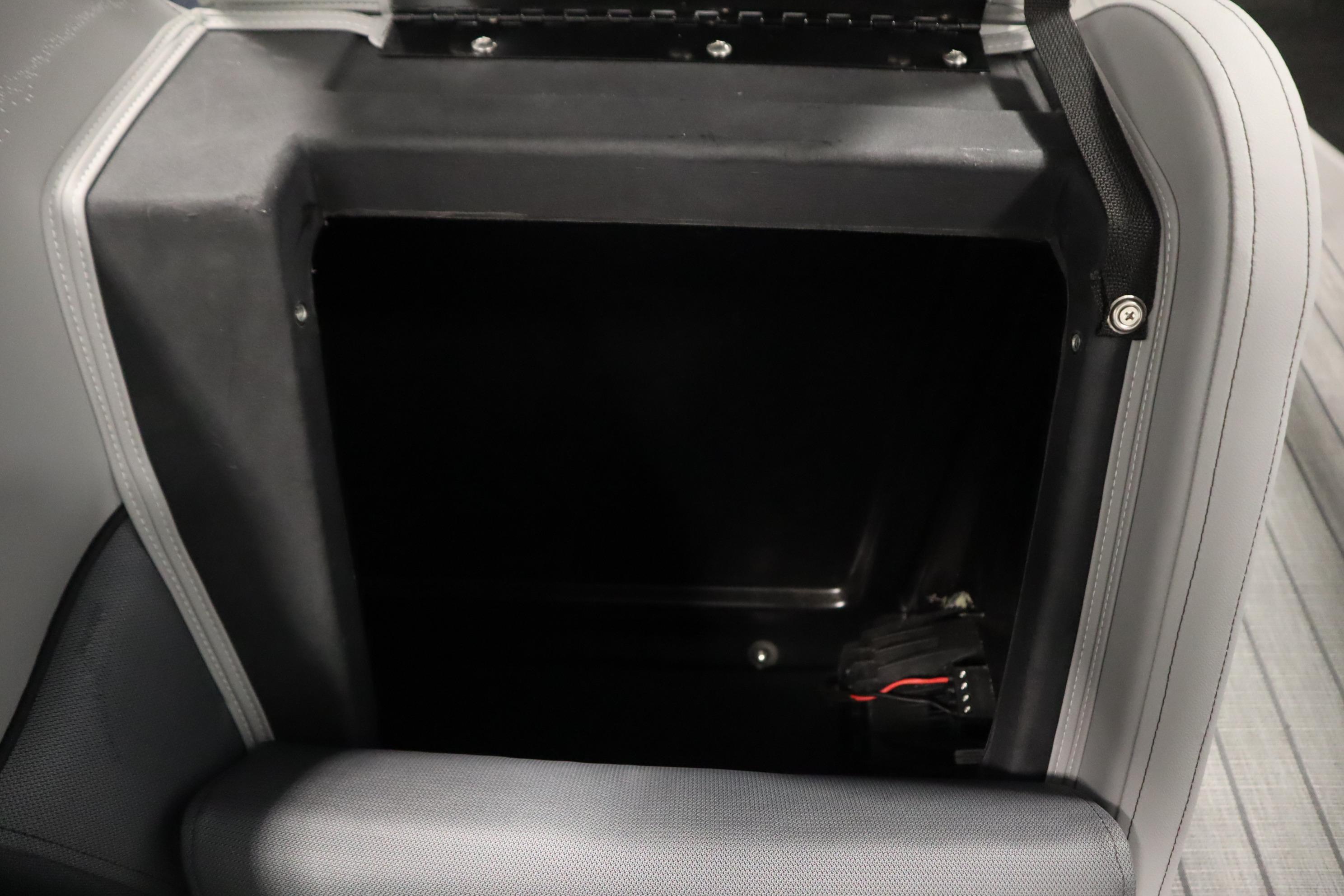 Storage compartment in 2025 Bentley Pontoons Elite 253 Admiral Tri-toon boat.