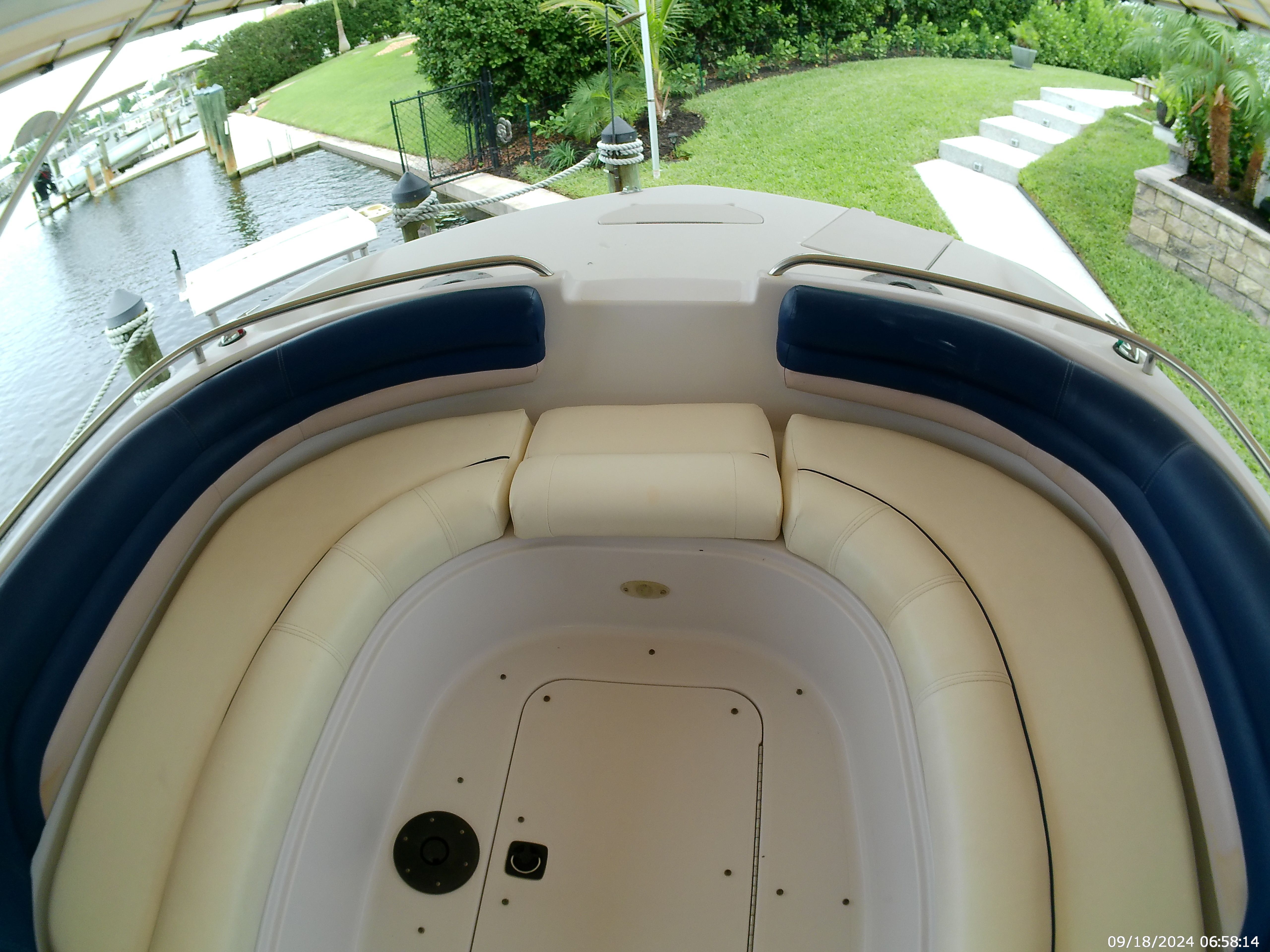 2000 Godfrey / Hurricane Sundeck 237 I/O - 65