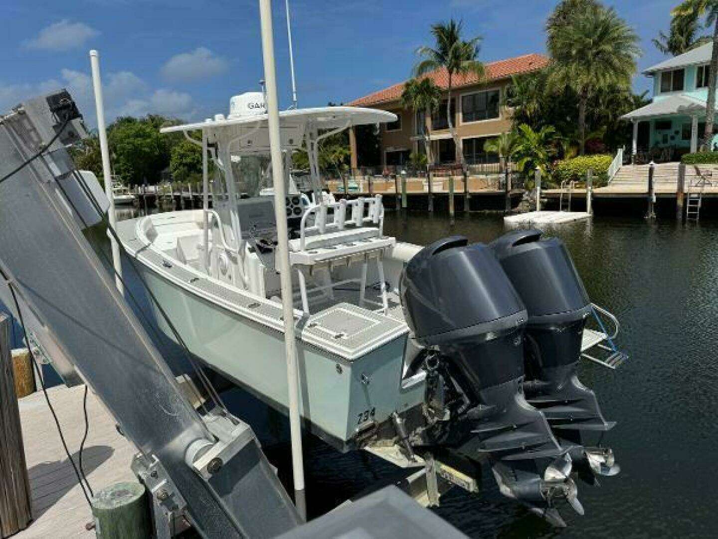 2005 Regulator 23 Center Console - Image 6
