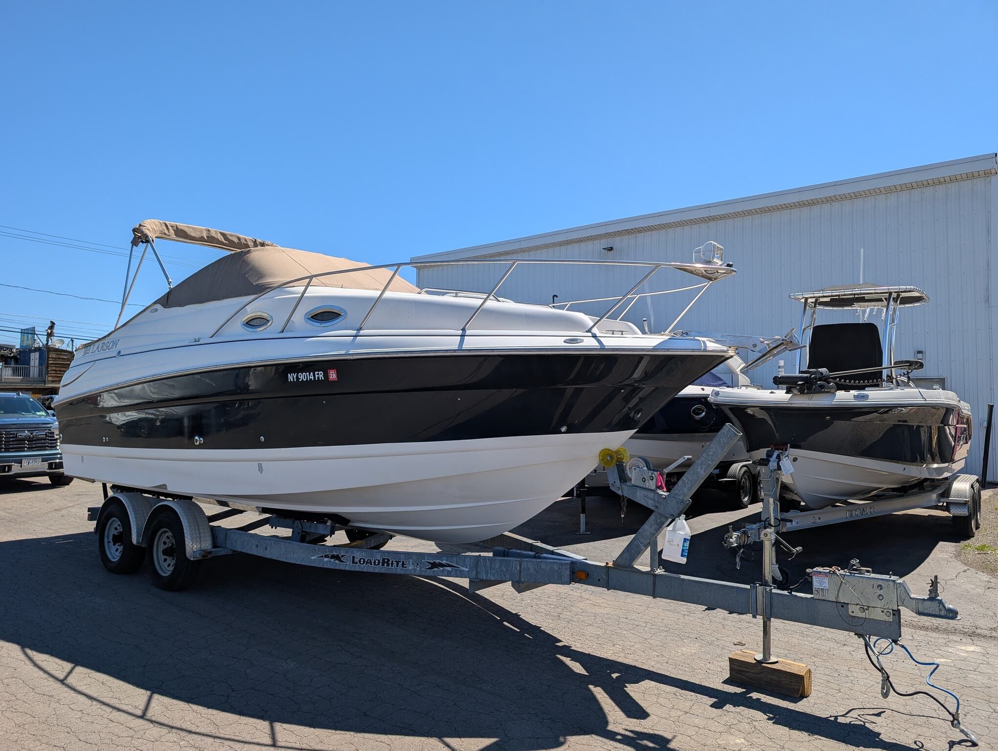 2007 Larson Cabrio 240