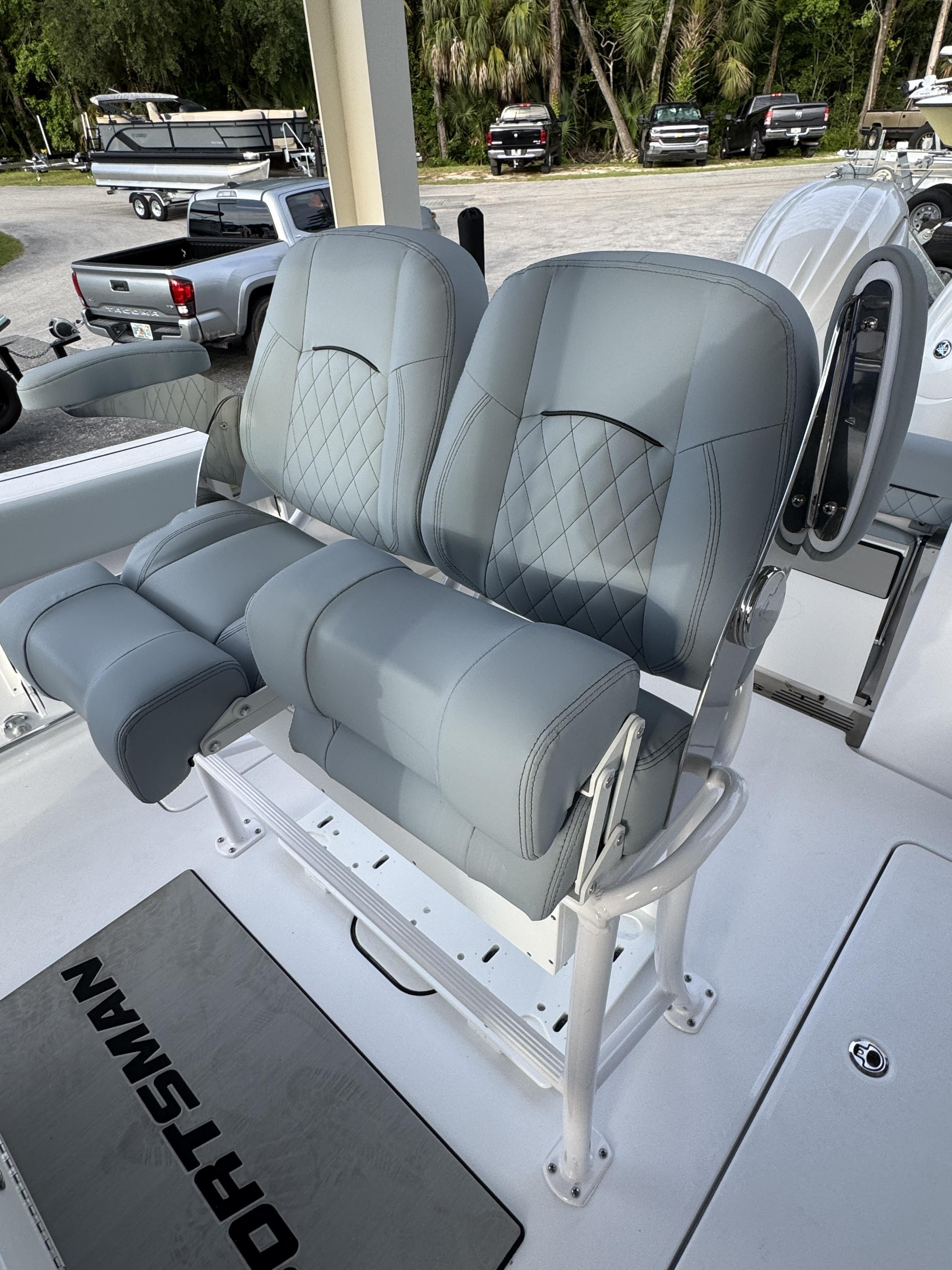 2026 Sportsman Open 252 Center Console - 13