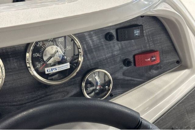 2025 Trifecta SE - 15