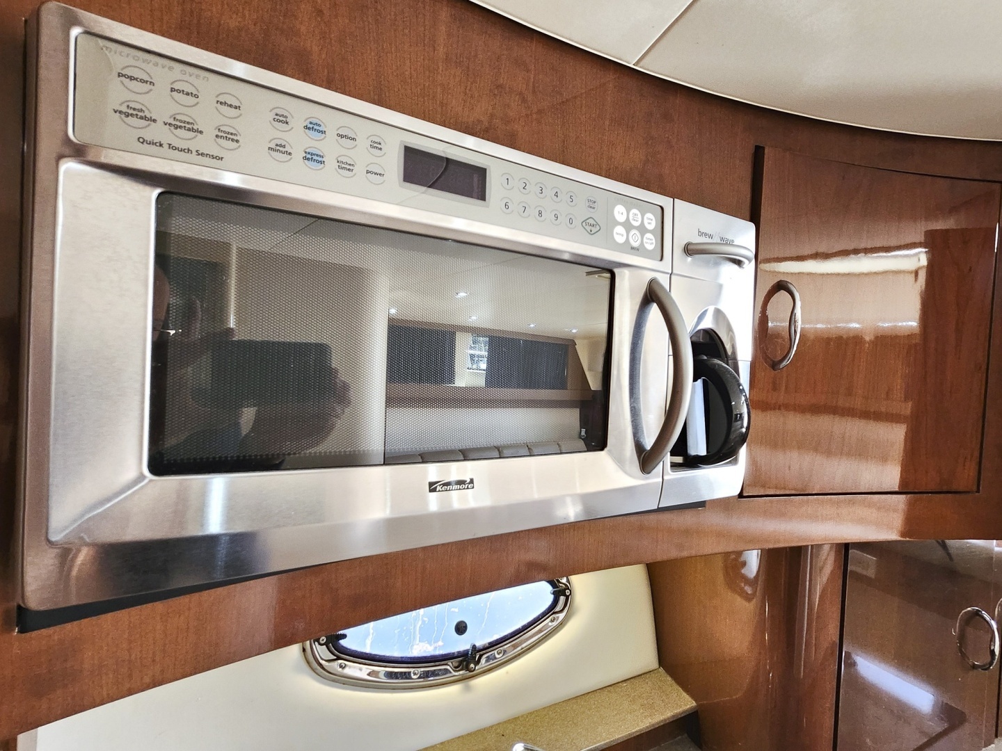 2007 Carver 36 Mariner - Image 25