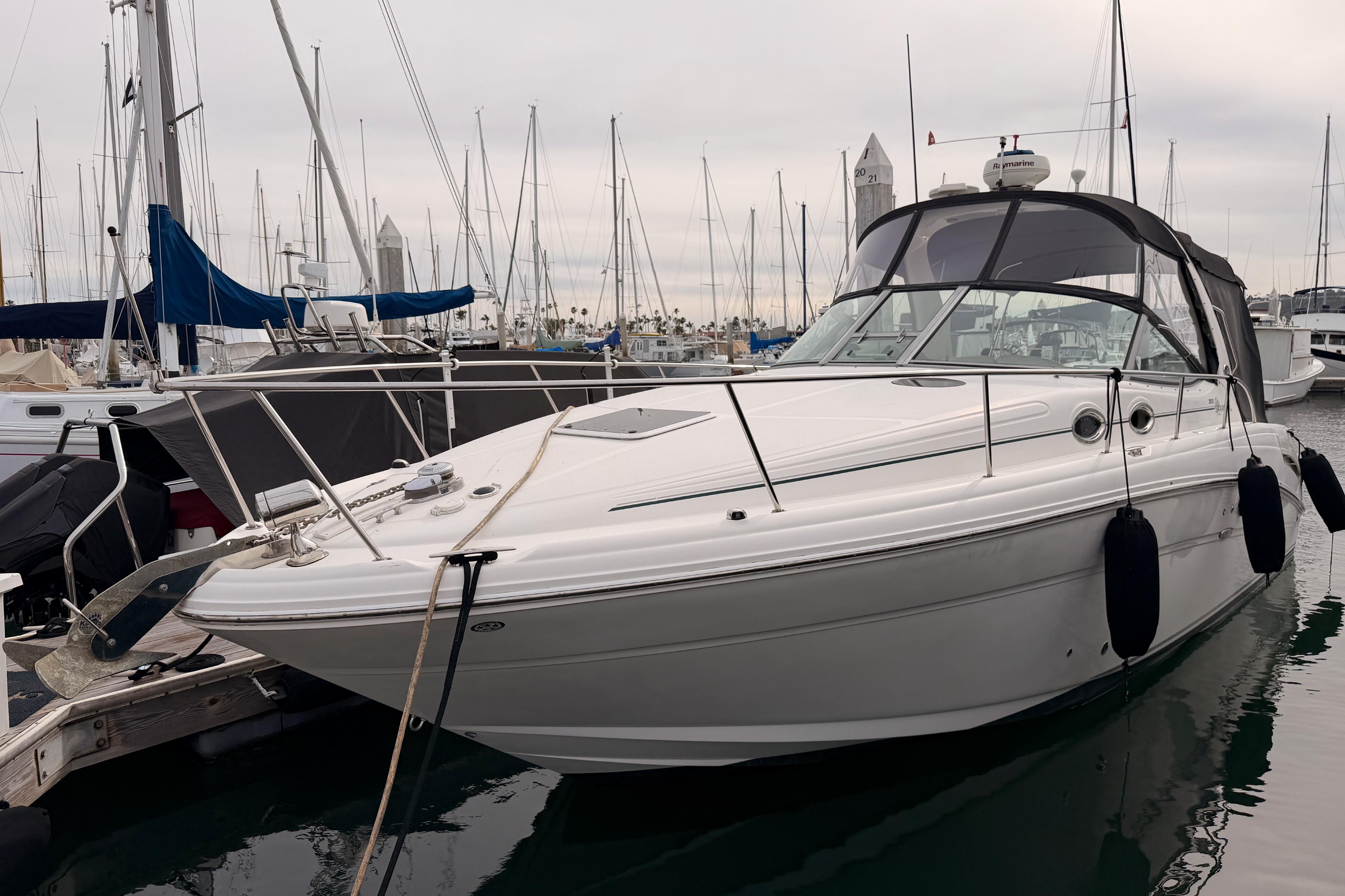 2005 Sea Ray 300 Sundancer