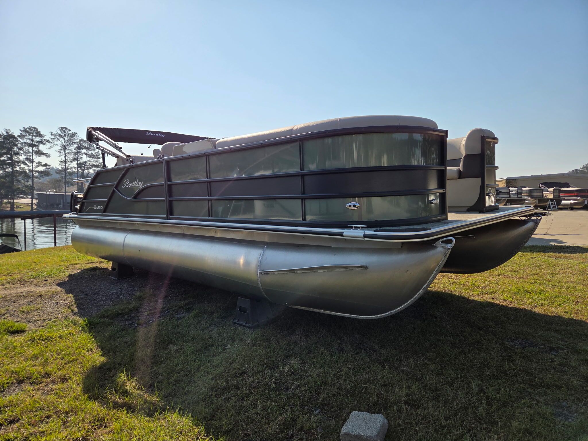 2026 Bentley Pontoons Legacy 220 Quad