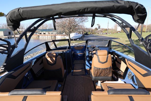 2026 Yamaha Boats 222 XD BOTH COLORS AVAILABLE - 10