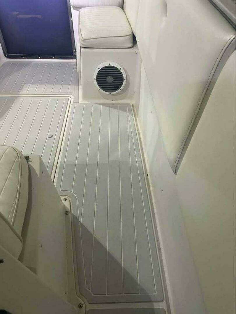 1990 Wellcraft Scarab 30 Sport - Image 14