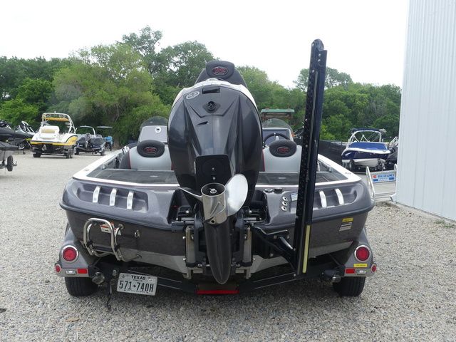 2015 Ranger Z520 Comanche - 4