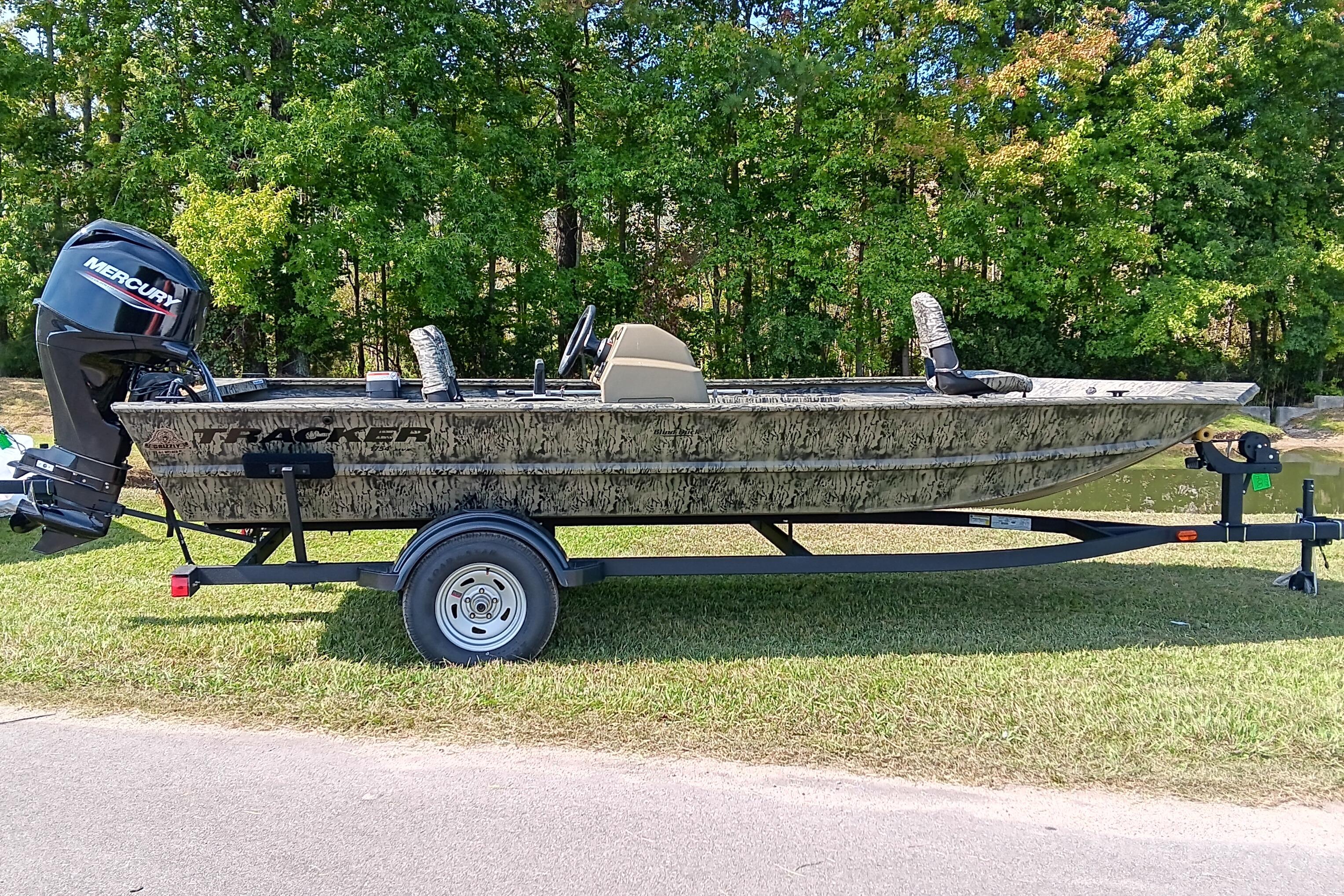 2026 Tracker Grizzly 1754 SC