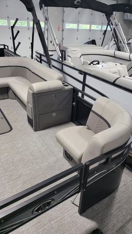 2023 Angler Qwest Pontoons A 8522 FAMILY FISH PRO - 2