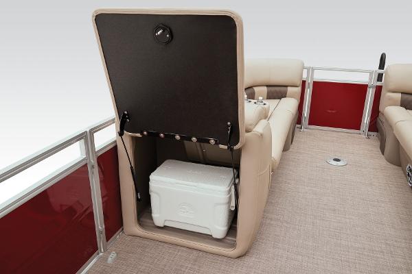 2025 Sun Tracker Party Barge 24 DLX - 30