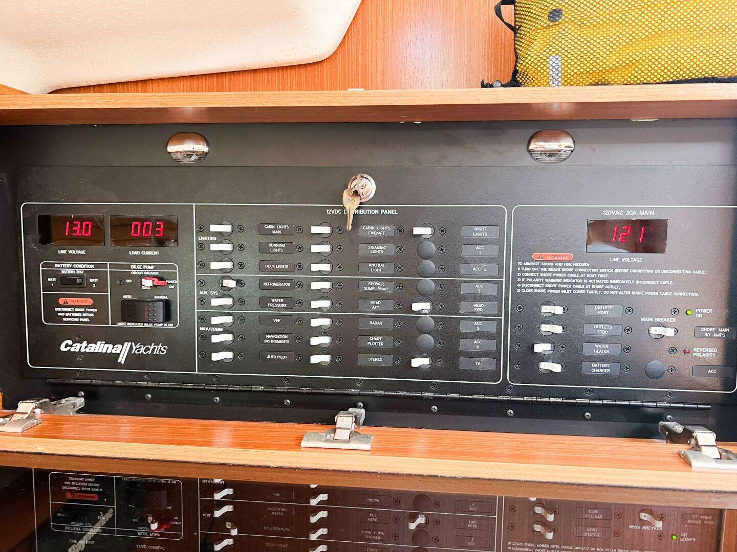 2019 Catalina 425 - Image 48