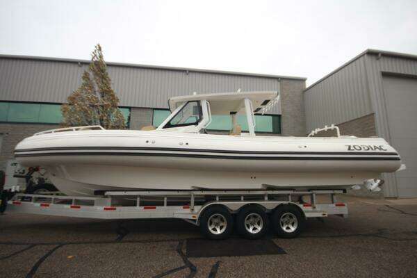 2026 Zodiac X10CC Twin Yamaha 350's w/ Joystick